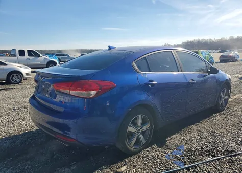 2018 Kia Forte Lx z USA, uszkodzony, nr VIN 3KPFL4A71JE242955